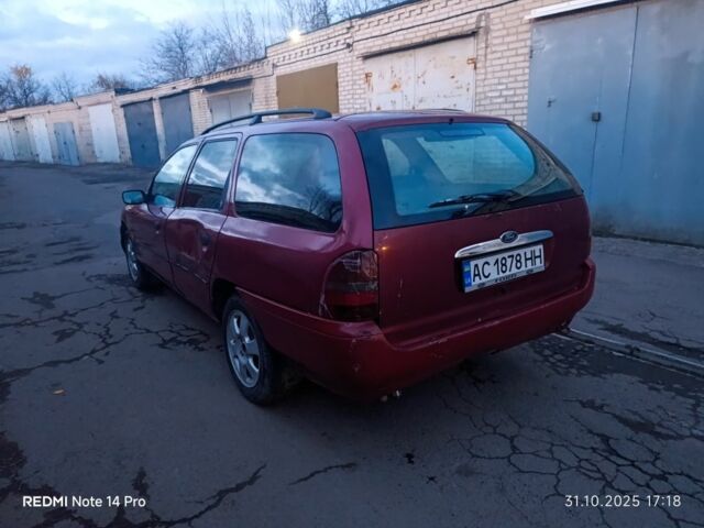 Червоний Форд Мондео, об'ємом двигуна 1.8 л та пробігом 300 тис. км за 1050 $, фото 3 на Automoto.ua
