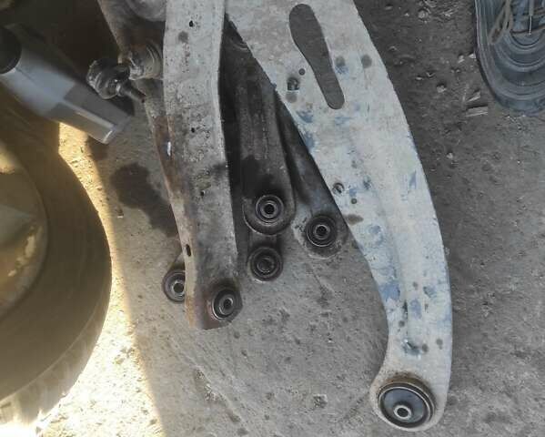 Красный Форд Мондео, объемом двигателя 1.99 л и пробегом 420 тыс. км за 2800 $, фото 15 на Automoto.ua