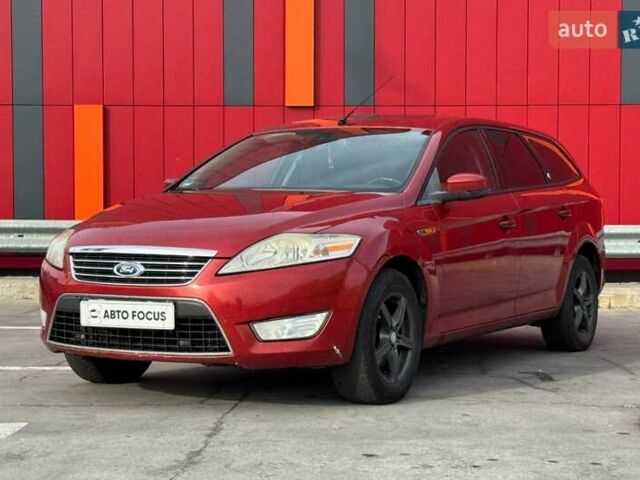 Красный Форд Мондео, объемом двигателя 2 л и пробегом 266 тыс. км за 5790 $, фото 3 на Automoto.ua