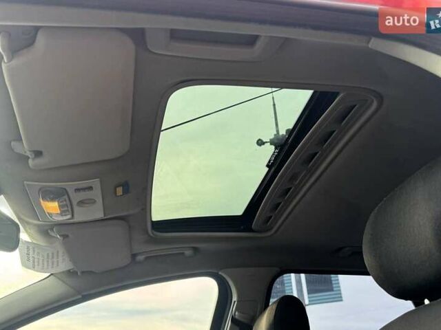 Красный Форд Мондео, объемом двигателя 2 л и пробегом 266 тыс. км за 5990 $, фото 25 на Automoto.ua