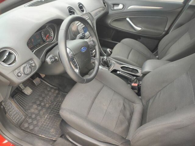 Червоний Форд Мондео, об'ємом двигуна 2 л та пробігом 300 тис. км за 5999 $, фото 15 на Automoto.ua