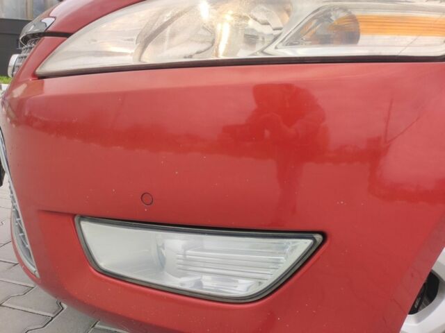 Червоний Форд Мондео, об'ємом двигуна 2 л та пробігом 300 тис. км за 5999 $, фото 6 на Automoto.ua