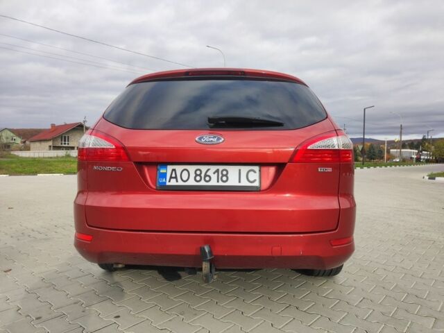 Червоний Форд Мондео, об'ємом двигуна 2 л та пробігом 300 тис. км за 5999 $, фото 5 на Automoto.ua