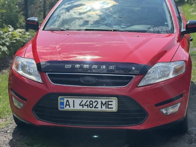 Красный Форд Мондео, объемом двигателя 2 л и пробегом 212 тыс. км за 6500 $, фото 1 на Automoto.ua