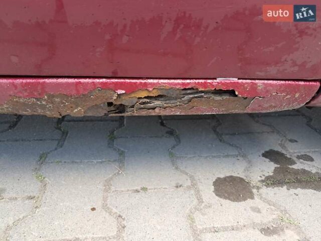 Червоний Форд Мондео, об'ємом двигуна 1.8 л та пробігом 413 тис. км за 1350 $, фото 36 на Automoto.ua