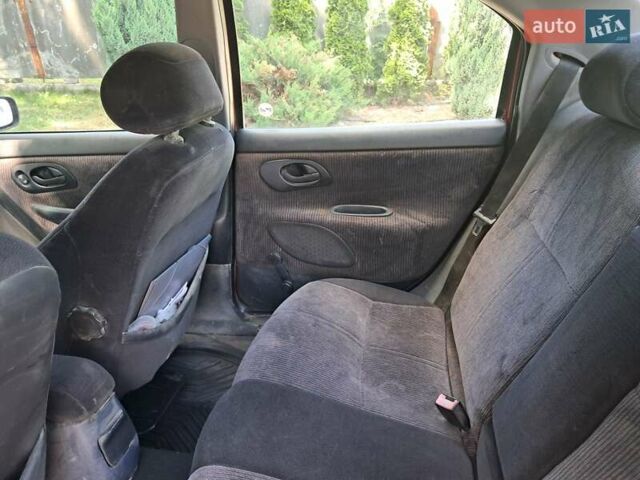 Червоний Форд Мондео, об'ємом двигуна 1.8 л та пробігом 413 тис. км за 1350 $, фото 26 на Automoto.ua