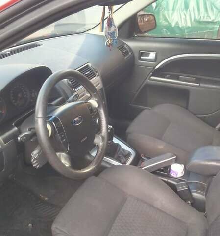 Червоний Форд Мондео, об'ємом двигуна 2 л та пробігом 314 тис. км за 4000 $, фото 9 на Automoto.ua