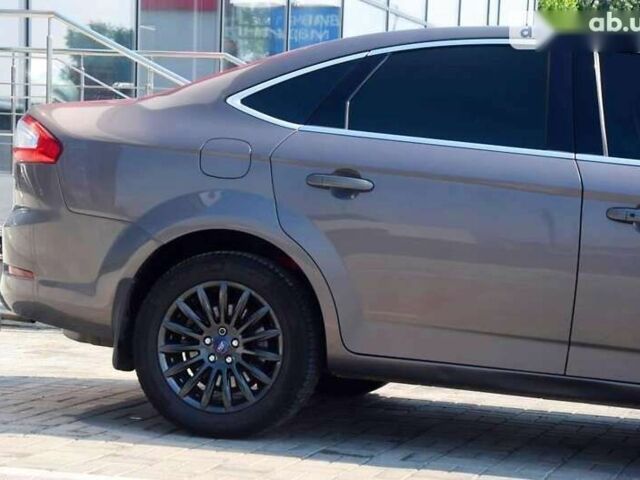 Форд Мондео, объемом двигателя 2 л и пробегом 156 тыс. км за 9900 $, фото 26 на Automoto.ua