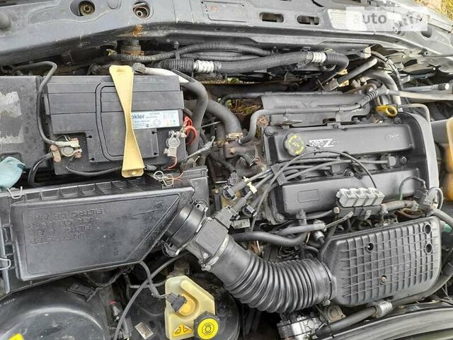 Форд Мондео, объемом двигателя 2 л и пробегом 328 тыс. км за 2500 $, фото 3 на Automoto.ua