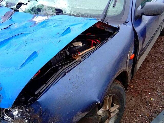 Форд Мондео, объемом двигателя 1.8 л и пробегом 200 тыс. км за 400 $, фото 6 на Automoto.ua