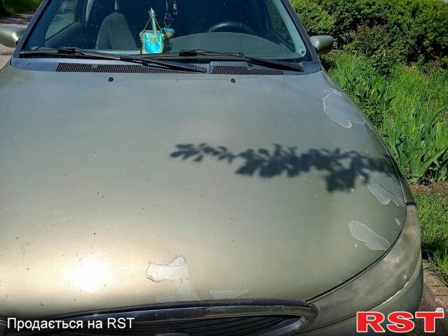 Форд Мондео, объемом двигателя 2 л и пробегом 330 тыс. км за 2300 $, фото 4 на Automoto.ua