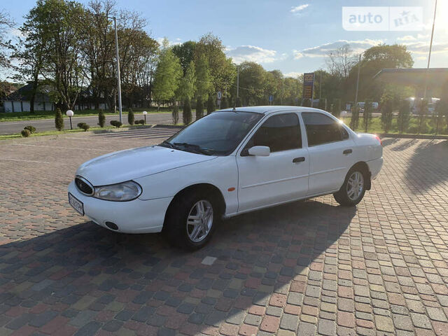 Форд Мондео, объемом двигателя 2 л и пробегом 381 тыс. км за 2350 $, фото 18 на Automoto.ua