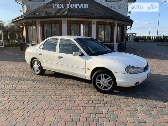 Форд Мондео, объемом двигателя 2 л и пробегом 381 тыс. км за 2350 $, фото 11 на Automoto.ua