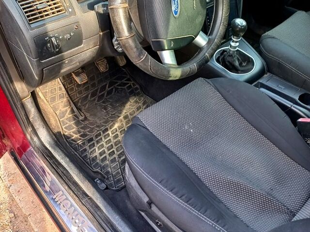 Форд Мондео, об'ємом двигуна 1.8 л та пробігом 220 тис. км за 1700 $, фото 1 на Automoto.ua