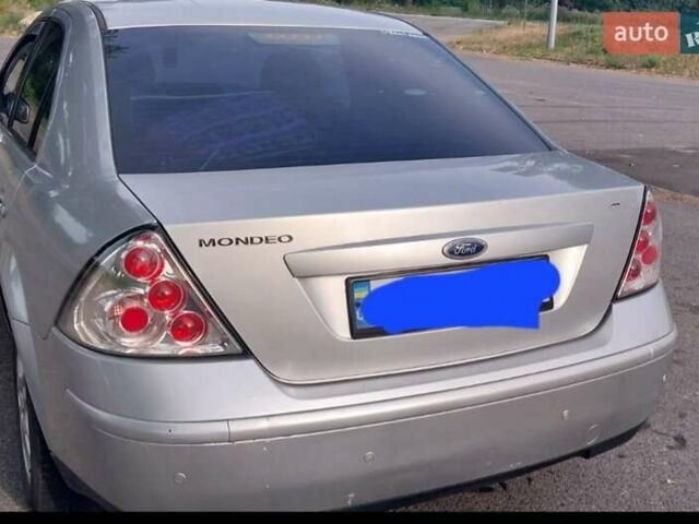 Форд Мондео, объемом двигателя 2 л и пробегом 300 тыс. км за 4000 $, фото 6 на Automoto.ua