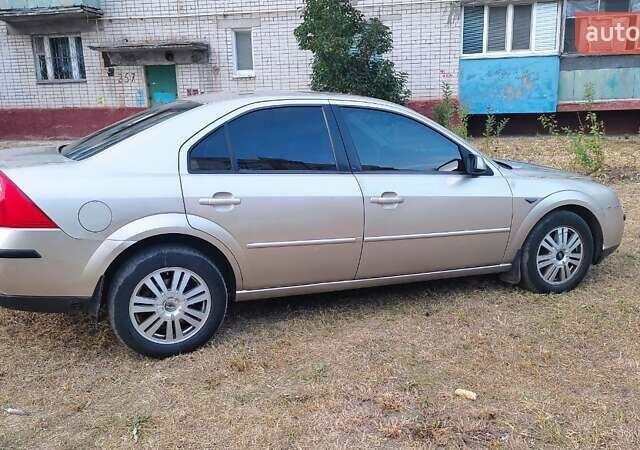 Форд Мондео, объемом двигателя 1.8 л и пробегом 320 тыс. км за 3300 $, фото 3 на Automoto.ua