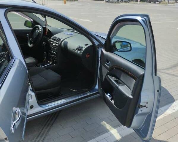 Форд Мондео, объемом двигателя 2 л и пробегом 244 тыс. км за 4800 $, фото 12 на Automoto.ua