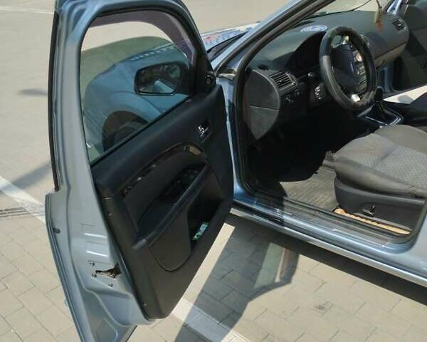 Форд Мондео, объемом двигателя 2 л и пробегом 244 тыс. км за 4800 $, фото 13 на Automoto.ua