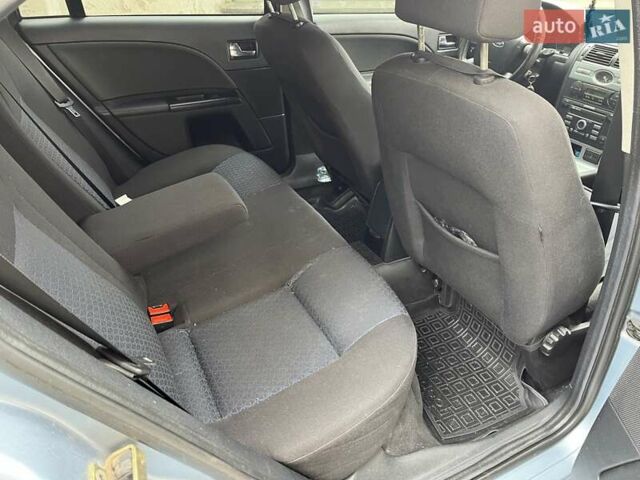 Форд Мондео, объемом двигателя 1.8 л и пробегом 239 тыс. км за 5500 $, фото 24 на Automoto.ua