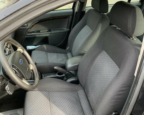 Форд Мондео, об'ємом двигуна 2 л та пробігом 470 тис. км за 4000 $, фото 10 на Automoto.ua