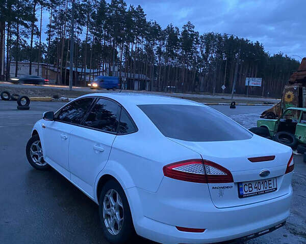 Форд Мондео, об'ємом двигуна 2 л та пробігом 154 тис. км за 7700 $, фото 4 на Automoto.ua