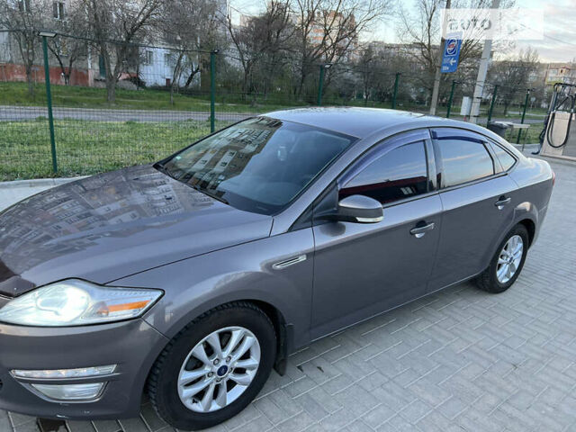 Форд Мондео, объемом двигателя 2 л и пробегом 192 тыс. км за 8200 $, фото 2 на Automoto.ua