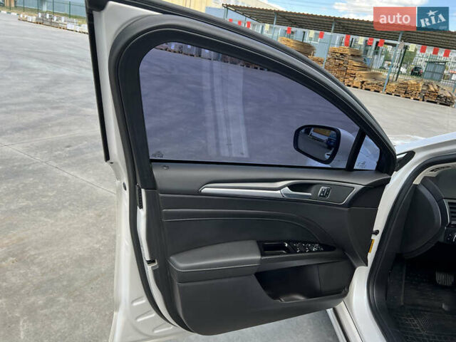 Форд Мондео, объемом двигателя 2 л и пробегом 86 тыс. км за 15300 $, фото 20 на Automoto.ua