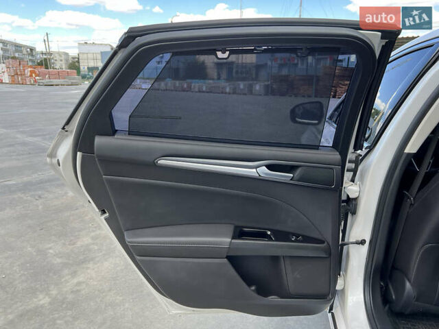Форд Мондео, объемом двигателя 2 л и пробегом 86 тыс. км за 15300 $, фото 21 на Automoto.ua