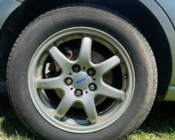 Форд Мондео, объемом двигателя 2 л и пробегом 320 тыс. км за 3700 $, фото 4 на Automoto.ua