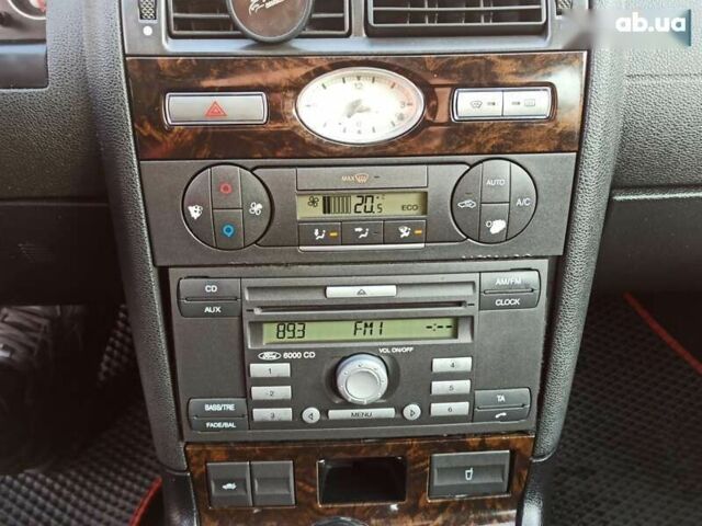 Форд Мондео, объемом двигателя 1.8 л и пробегом 231 тыс. км за 2200 $, фото 21 на Automoto.ua