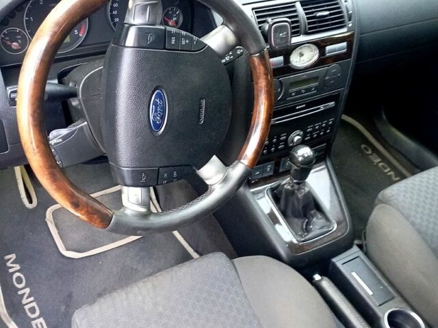 Форд Мондео 2004 в Измаиле на Automoto.ua Форд Мондео, объемом двигателя 2 л и пробегом 340 тыс. км за 3000 $, фото 12 на Automoto.ua