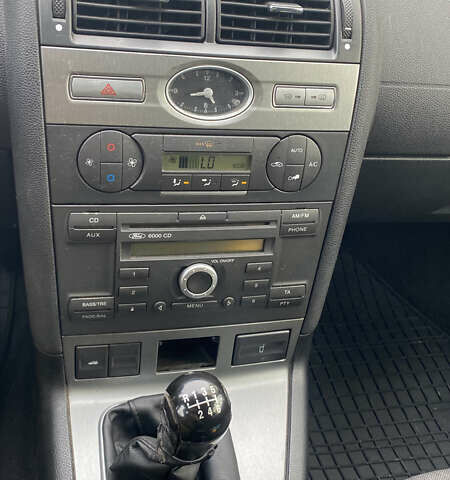 Форд Мондео, объемом двигателя 2 л и пробегом 350 тыс. км за 3500 $, фото 8 на Automoto.ua