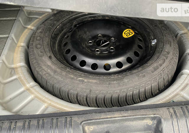 Форд Мондео, объемом двигателя 2 л и пробегом 350 тыс. км за 3500 $, фото 10 на Automoto.ua