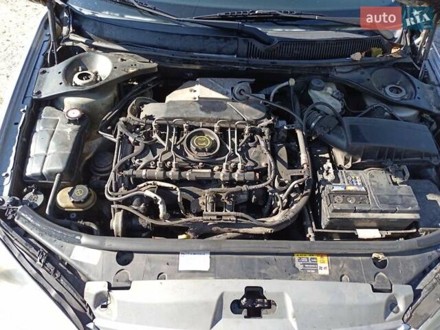 Форд Мондео, объемом двигателя 2 л и пробегом 382 тыс. км за 3900 $, фото 8 на Automoto.ua