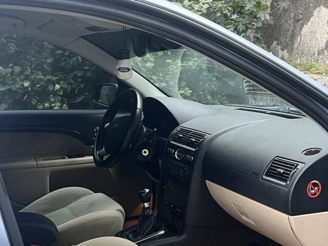 Форд Мондео, объемом двигателя 2.2 л и пробегом 210 тыс. км за 5399 $, фото 4 на Automoto.ua
