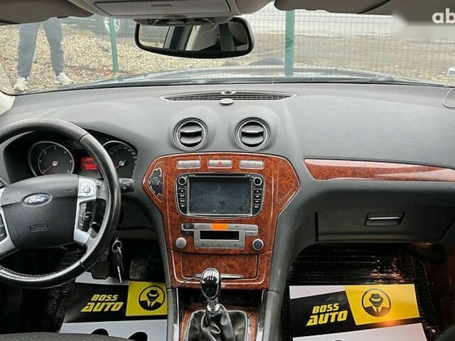 Форд Мондео, объемом двигателя 1.8 л и пробегом 200 тыс. км за 6000 $, фото 10 на Automoto.ua