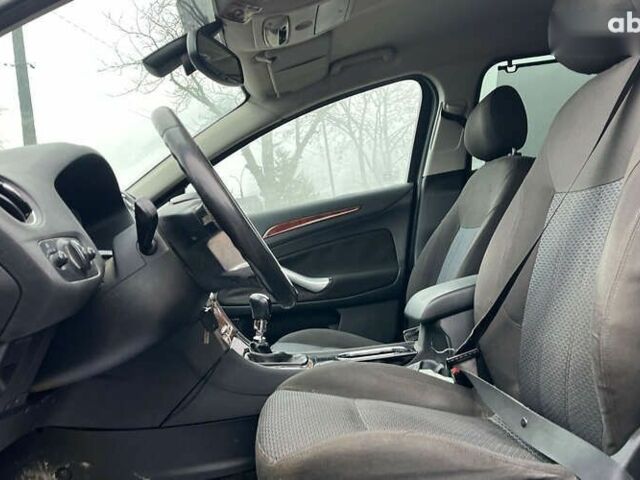 Форд Мондео, объемом двигателя 1.8 л и пробегом 200 тыс. км за 6000 $, фото 9 на Automoto.ua