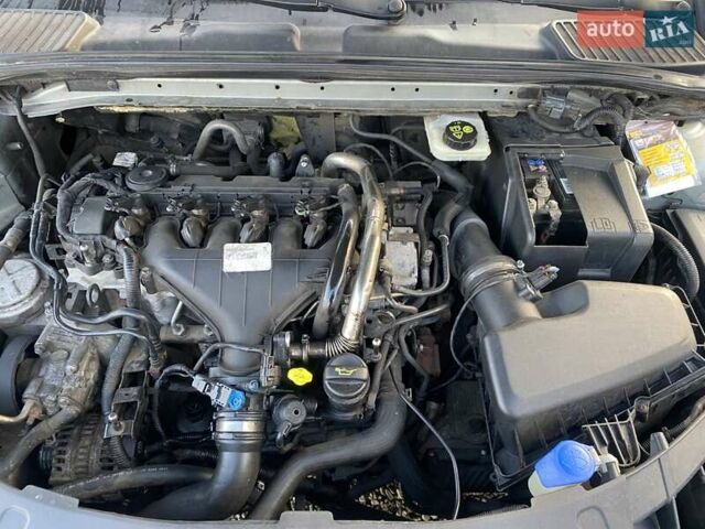 Форд Мондео, объемом двигателя 2 л и пробегом 254 тыс. км за 6999 $, фото 2 на Automoto.ua