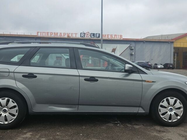 Форд Мондео, объемом двигателя 2 л и пробегом 325 тыс. км за 2757 $, фото 7 на Automoto.ua