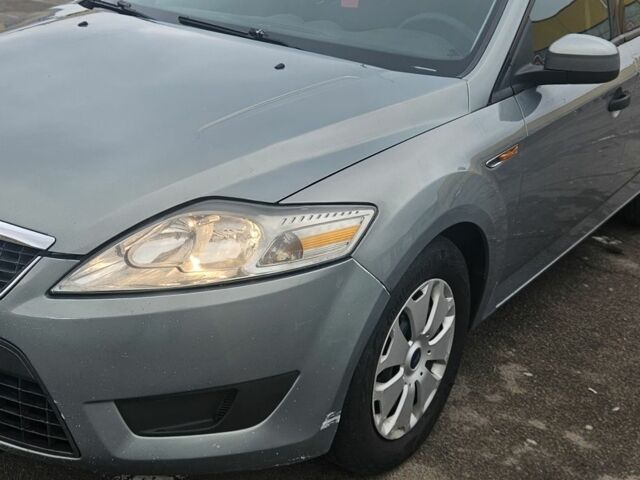 Форд Мондео, объемом двигателя 2 л и пробегом 425 тыс. км за 2757 $, фото 9 на Automoto.ua