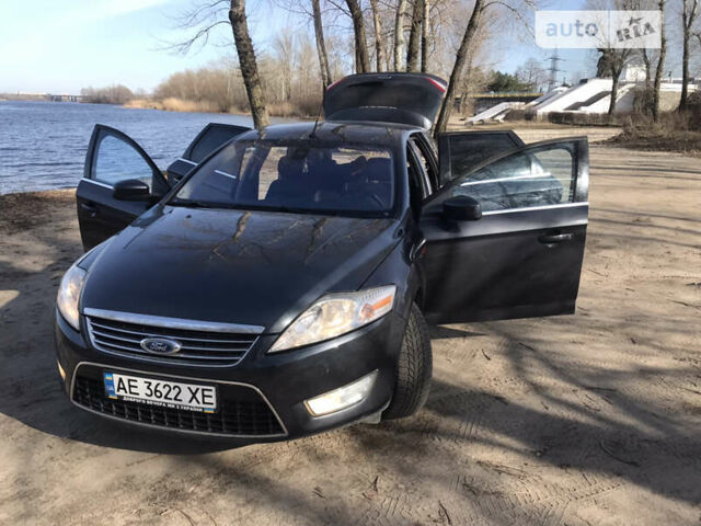 Форд Мондео, об'ємом двигуна 2 л та пробігом 270 тис. км за 6300 $, фото 9 на Automoto.ua