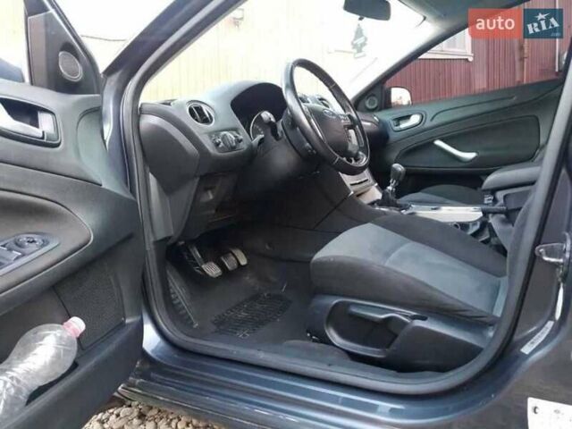 Форд Мондео, объемом двигателя 2 л и пробегом 186 тыс. км за 5700 $, фото 15 на Automoto.ua