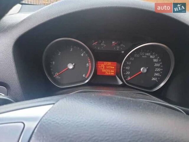 Форд Мондео, объемом двигателя 2 л и пробегом 186 тыс. км за 5700 $, фото 8 на Automoto.ua