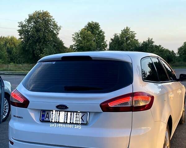 Форд Мондео, объемом двигателя 1.6 л и пробегом 200 тыс. км за 8000 $, фото 3 на Automoto.ua