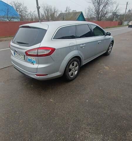 Форд Мондео, объемом двигателя 2 л и пробегом 217 тыс. км за 6100 $, фото 4 на Automoto.ua