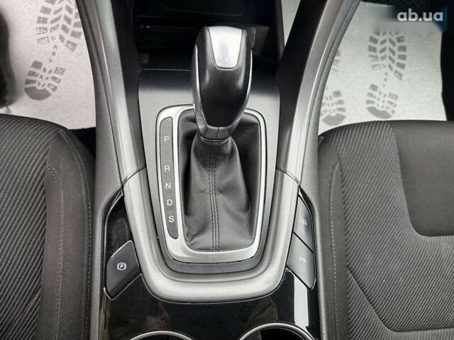 Форд Мондео, объемом двигателя 2 л и пробегом 184 тыс. км за 12500 $, фото 18 на Automoto.ua