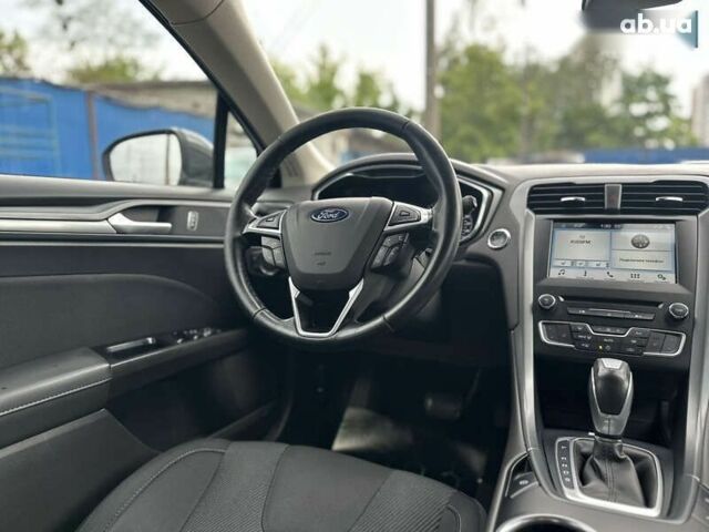 Форд Мондео, объемом двигателя 2 л и пробегом 243 тыс. км за 12950 $, фото 29 на Automoto.ua