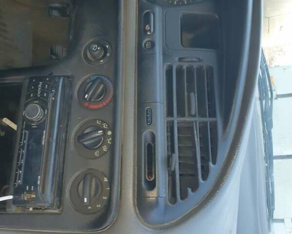 Форд Мондео, объемом двигателя 1.8 л и пробегом 400 тыс. км за 1000 $, фото 7 на Automoto.ua