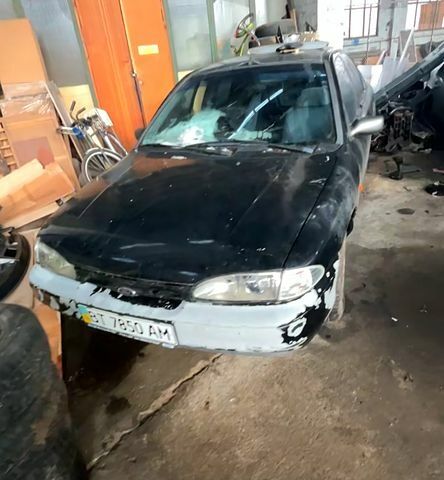 Форд Мондео, объемом двигателя 16 л и пробегом 348 тыс. км за 2000 $, фото 1 на Automoto.ua