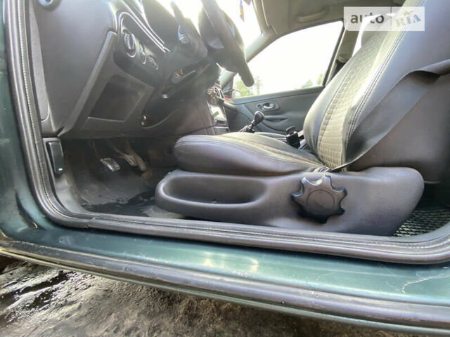 Форд Мондео, объемом двигателя 1.8 л и пробегом 274 тыс. км за 2700 $, фото 5 на Automoto.ua